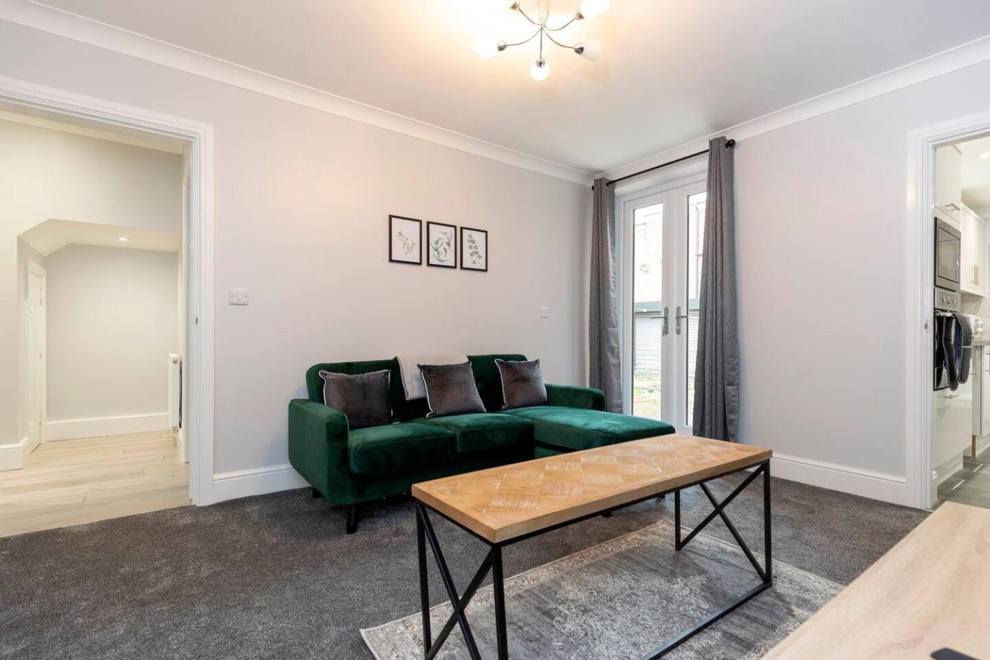 Modern 2 Bedroom Perfect For Family Friends And Workers South Shields Dış mekan fotoğraf