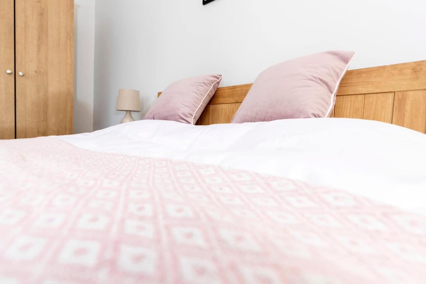 Modern 2 Bedroom Perfect For Family Friends And Workers South Shields Dış mekan fotoğraf