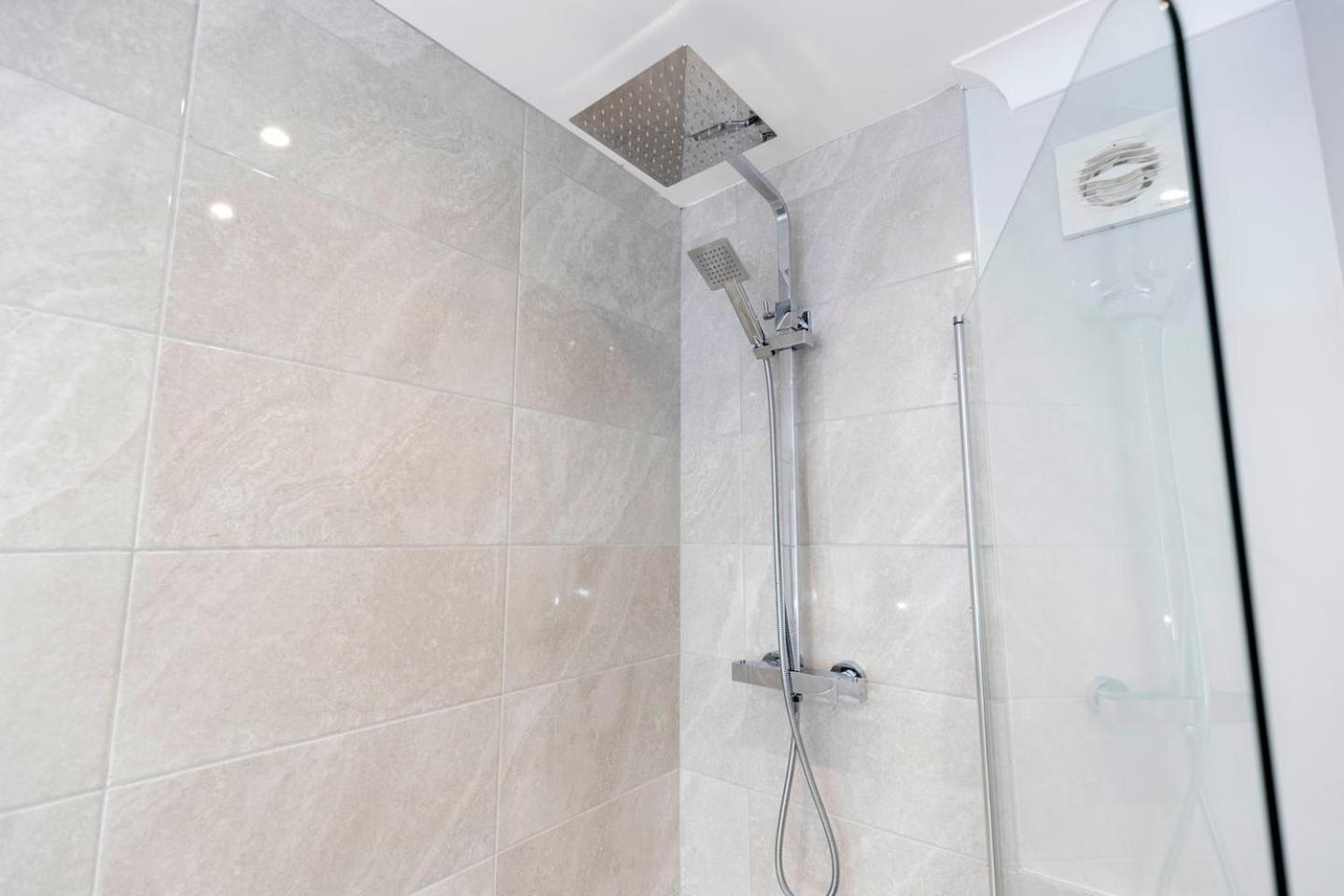 Modern 2 Bedroom Perfect For Family Friends And Workers South Shields Dış mekan fotoğraf